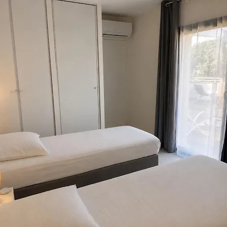 Alando Red Appartement *