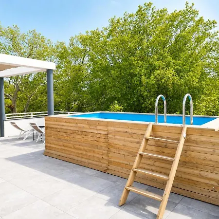 Alando Red Appartement